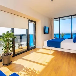 Orbi Aparthotel باتومي